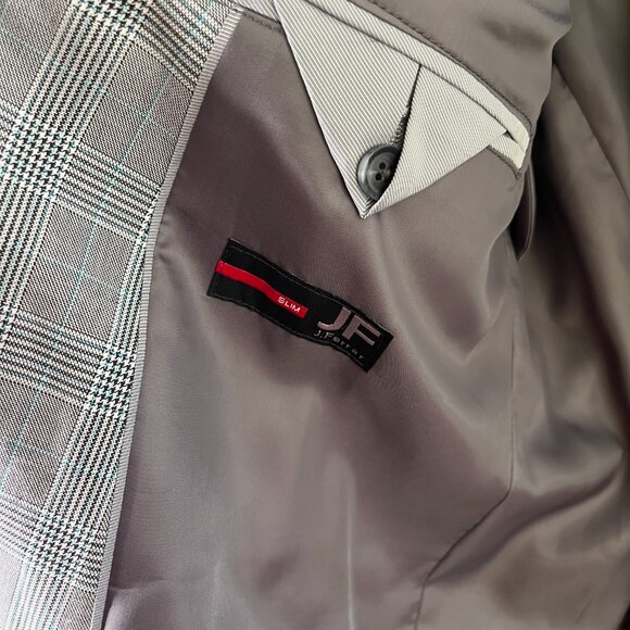 J. Ferrar Full Suit - Picture 3 of 8